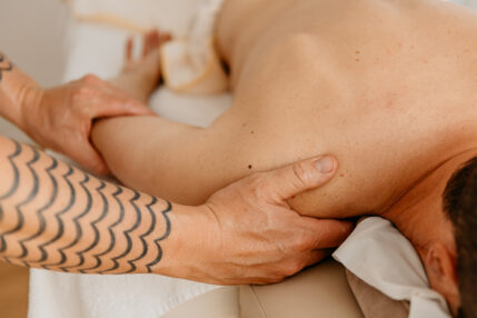 Rücken-Nackenmassage Aloha Praxis in Kriens